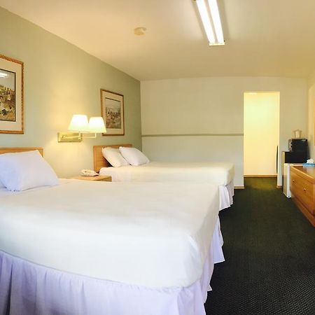 Dakota Cowboy Inn Custer Zimmer foto